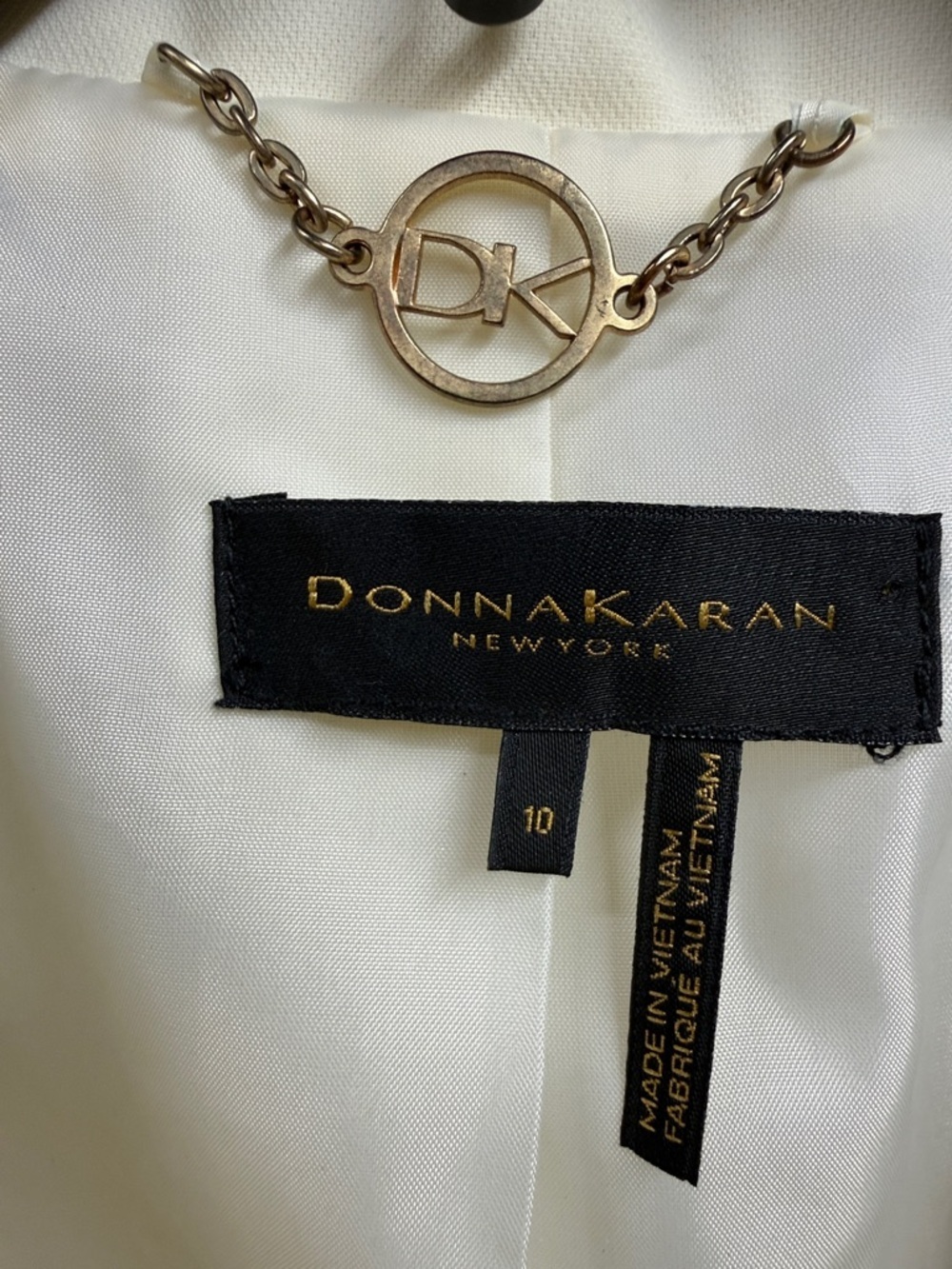 Donna Karan Ivory Single-Breasted Tailored Blazer - Picture 2 of 10
